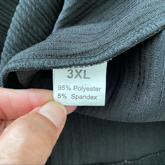 Black High Neck Cold Shoulder Peplum Style Dress - Picture 5 of 5